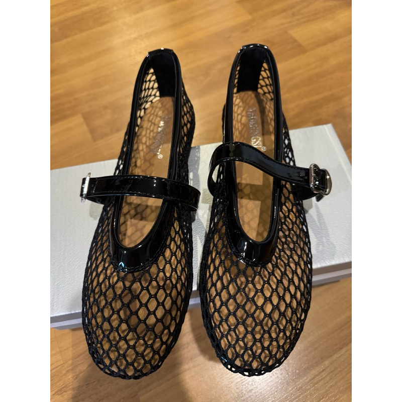 พร้อมส่งที่ไทย - julie marry jane *(แนะนำ + size ค่ะ)