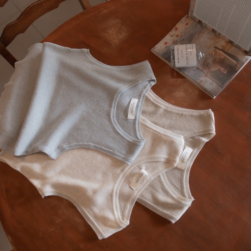 Goodie tank tops เสื้อกล้ามคู่ใจมาแล้ววว รุ่นนี้ผ้าดีมากก เป็นเสื้อกล้ามี่ถูกต้องเก็บทรงแต่ใส่สบายสุดๆ