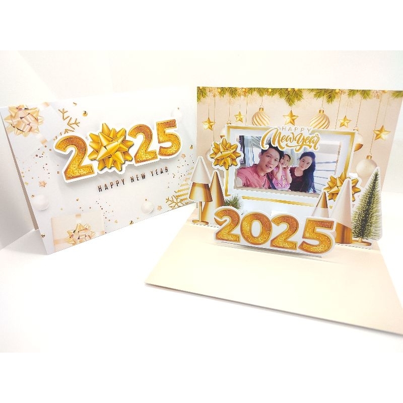 🎊HNY001 การ์ดป๊อปอัพปีใหม่ 2025 Happy New Year การ์ดอวยพรใส่รูปได้‼️ งานไทย น่ารัก