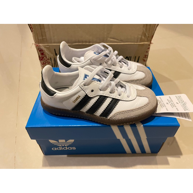 ร้องเท้าAdidas SAMBA KIDS แท้ 100% UK8K 15-16 Cm.(ใหม่มาก) Shop Central SNEAKERS BOYS AND GIRLS