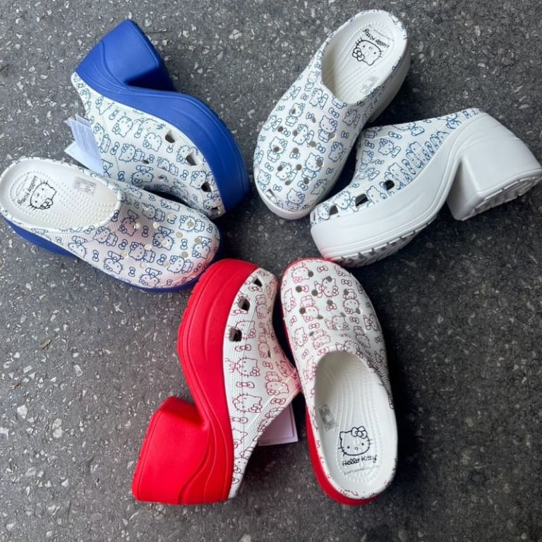 crocs hello kitty siren clog women  รองเท้าผู้หญิง