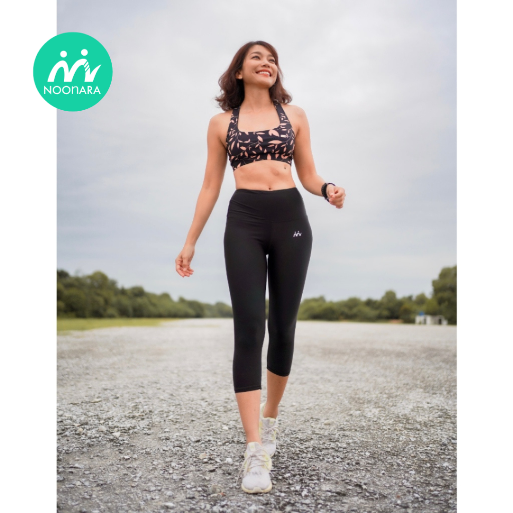 กางเกง 5 ส่วน เอวสูง - NOOnara Capri Pants สี Black กัน uv ยืดหยุ่น กระชับ แห้งเร็ว ชุดวิ่ง/ชุดโยคะ/ชุดว่ายน้ำ