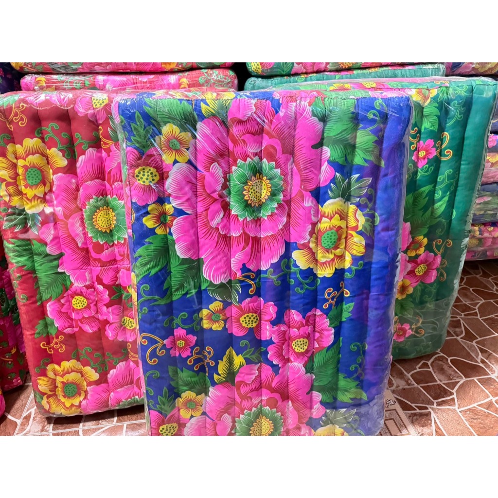 ที่นอน ที่นอนนุ่น 3 พับ มี2ขนาด 90ซม.X 170ซม. และ 90ซมX200ซม. หนา 3 นิ้ว(3ฟุต)