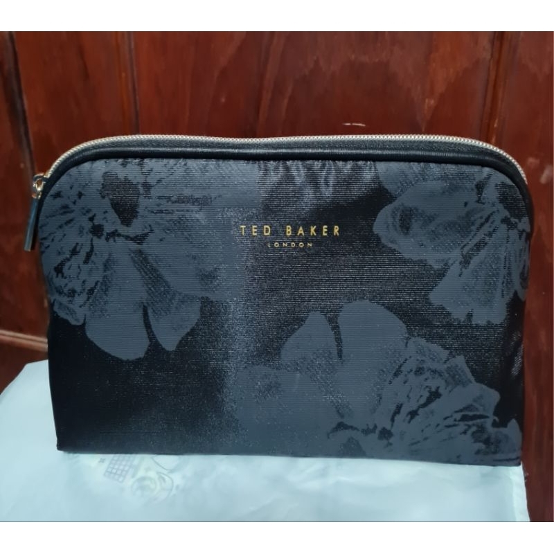 กระเป๋าผ้า​ใส่ของ​ Ted.Baker