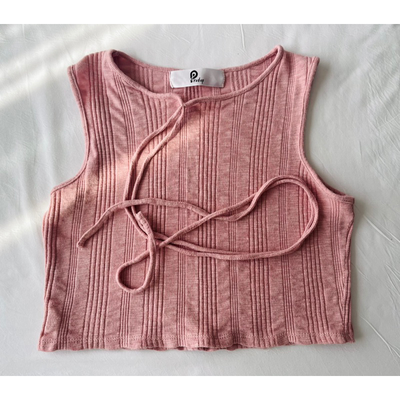 พร้อมส่ง☺️เสื้อครอปสั้นสีชมพูแบรนด์ pradap มีโบว์ผูกด้านหน้า#ครอปสั้นผ้าร่องแขนกุดผูกโบว์