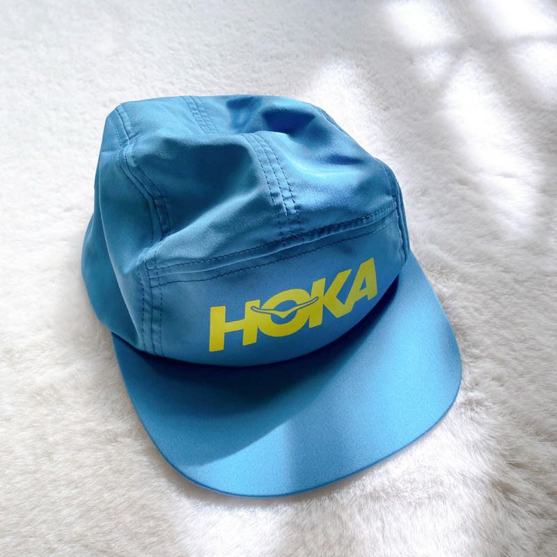 (มือสอง) หมวกวิ่ง HOKA-PERFORMANCE HAT Unisex *** ใส่ 2 ครั้ง