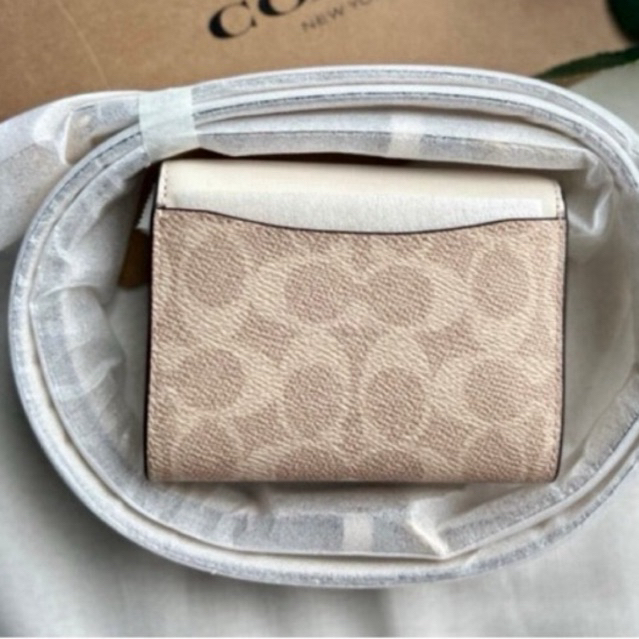 ^_^ ลดเพิ่มทุกวัน:โค้ดคุ้ม Xtra+ส่วนลดร้านค้า^_^พร้อมส่งที่ไทยแท้ 100% COAC H Mini Enve lope Wallet