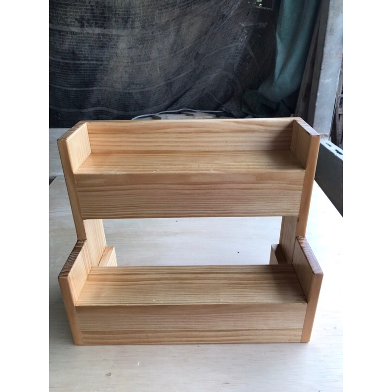 ชั้นวาง โหล ปลากัด 2 ชั้น วางโหลขนาด 3”x3”x6” ชั้นล่ะ 4 ใบ