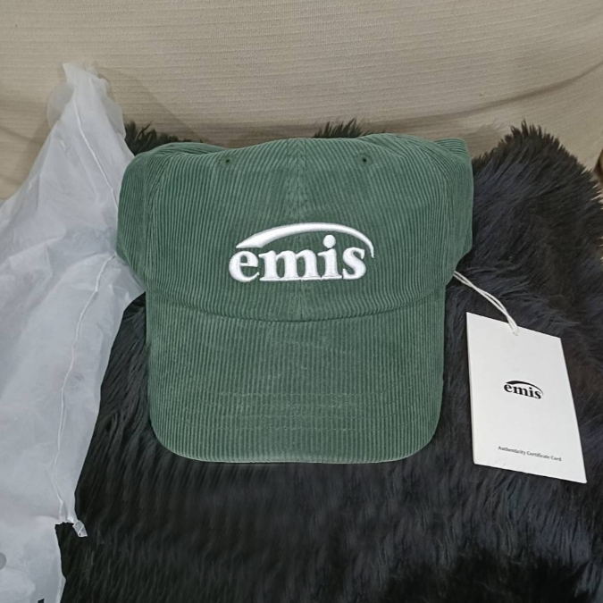 หมวกลูกฟูก Emis Corduroy New Logo Ball Cap สี Green ของแท้ 100% พร้อมส่ง