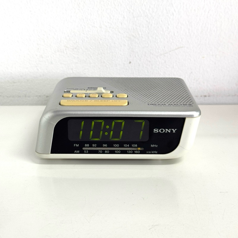 Sony นาฬิกาปลุก วิทยุ ดิจิตอล มือสอง สภาพดี / นาฬิกา FM/AM CLOCK RADIO ICF-C205