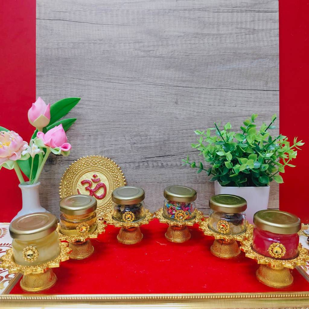 ชุดไหว้พร้อมพานทองจิ๋ว เนยกีย์ น้ำผึ้ง ถั่ว 9 สี ข้าว 9 สี ปัญจเมวาถั่ว 5 อย่าง น้ำกุหลาบ ราคาต่อ พาน เลือกแบบได้ - รูปที่ 3