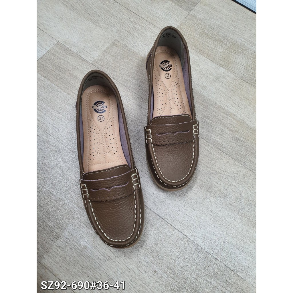 SZ92-690รองเท้าหนังหุ้มส้นผู้หญิงไซส์36-41มีหลายสีส้นเตี้ย ส้นแบน ประมาณ 1 นิ้ว