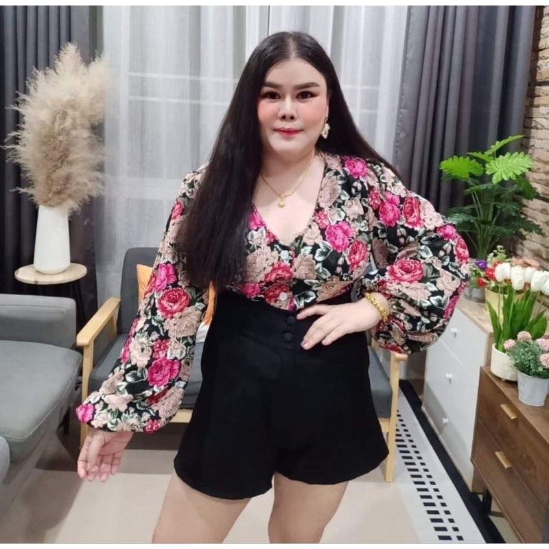 เสื้อสาวอวบลายดอกคอวีกระดุม มีสม็อคหลังแขนบอลลูน ผ้าวูลเวฟ - รูปที่ 6