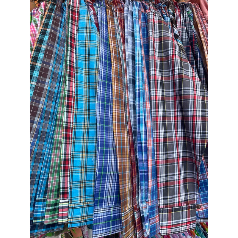 เสื้อแขนยาว  ตัดอ้อย อก42-44“ ลายสวย ๆ