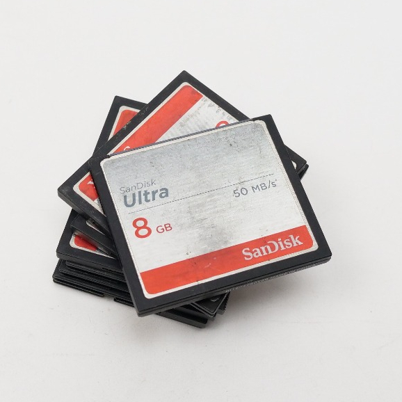 CF Card Sandisk ของแท้ มือสอง 8 GB (B02-5)