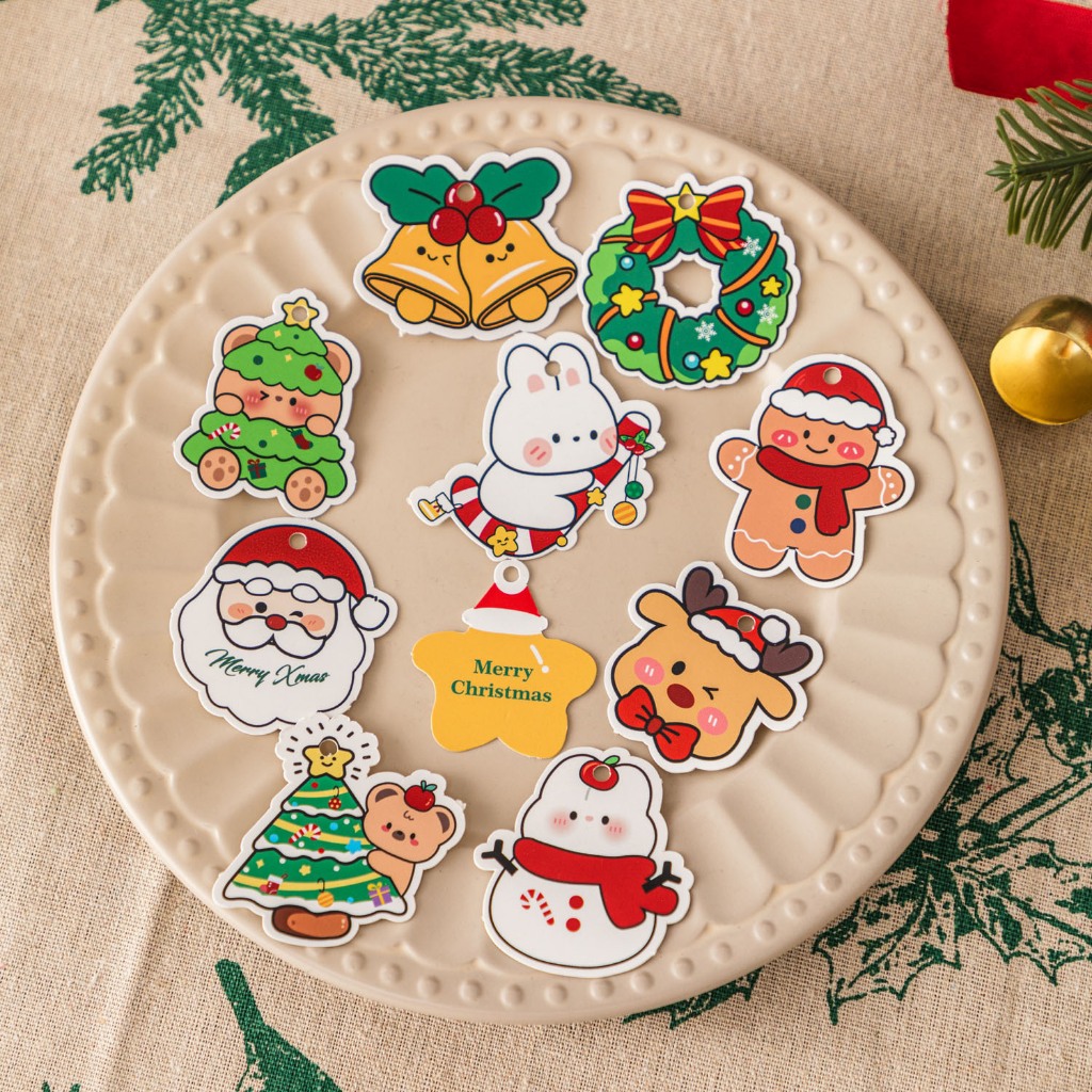 NEW ป้าย Tag Christmas ป้ายแท็คตกแต่งลายคริสมาสต์ คละลาย (แพค 100 ชิ้น)