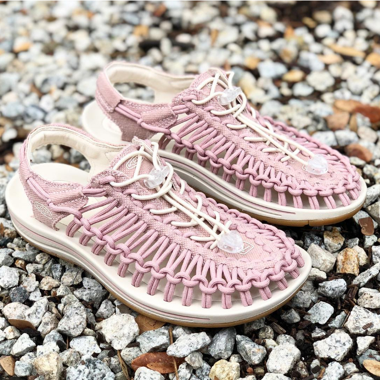 [ลด30% เก็บโค้ด 2509FASHDD] KEEN Uneek - Canvas (Limited Edition) รองเท้า คีน แท้ รุ่นฮิต ได้ทั้งชายหญิง