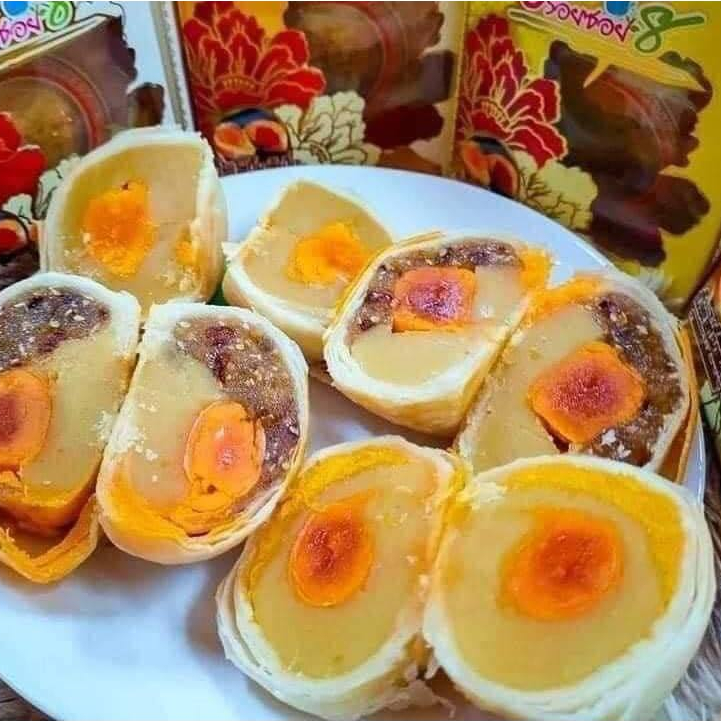 อร่อยซอย8 ขนมเปี๊ยะไข่บึ้ม ไข่ 1 ใบ ขนาด 150 กรัม