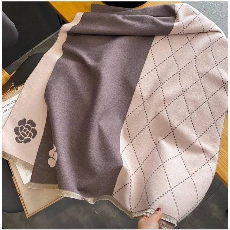 ส่งจาก🇹🇭ไทย ผ้าพันคอ ผ้าคลุมไหล่ ดอกคามิเลีย - รูปที่ 7