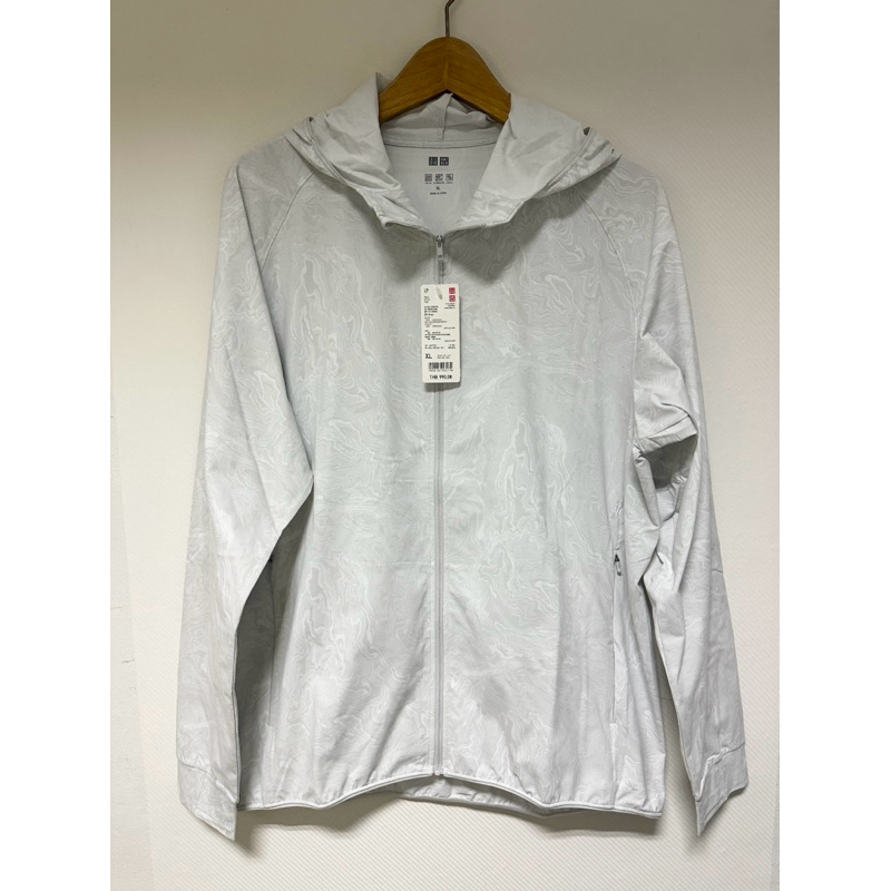 เสื้อฮู้ดดี้ Uniqlo ultra stretch กัน UV Size XL-XXL