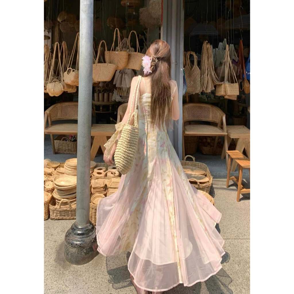 Mogwany พร้อมส่ง L // พรี S,M Alyssa Flora Dress เดรสยาวทรงสวย ลายดอกไม้ สวยมาก มีซับใน สายปรับได้ ใส่เที่ยว,ออกงาน
