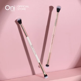Oni Fluffy Eyeshadow Brush Double Ended Eyeshadow Brush For Blending Blurring Eyeshadow แปรงทาตา แปรงทาตา แปรงแต่งตา