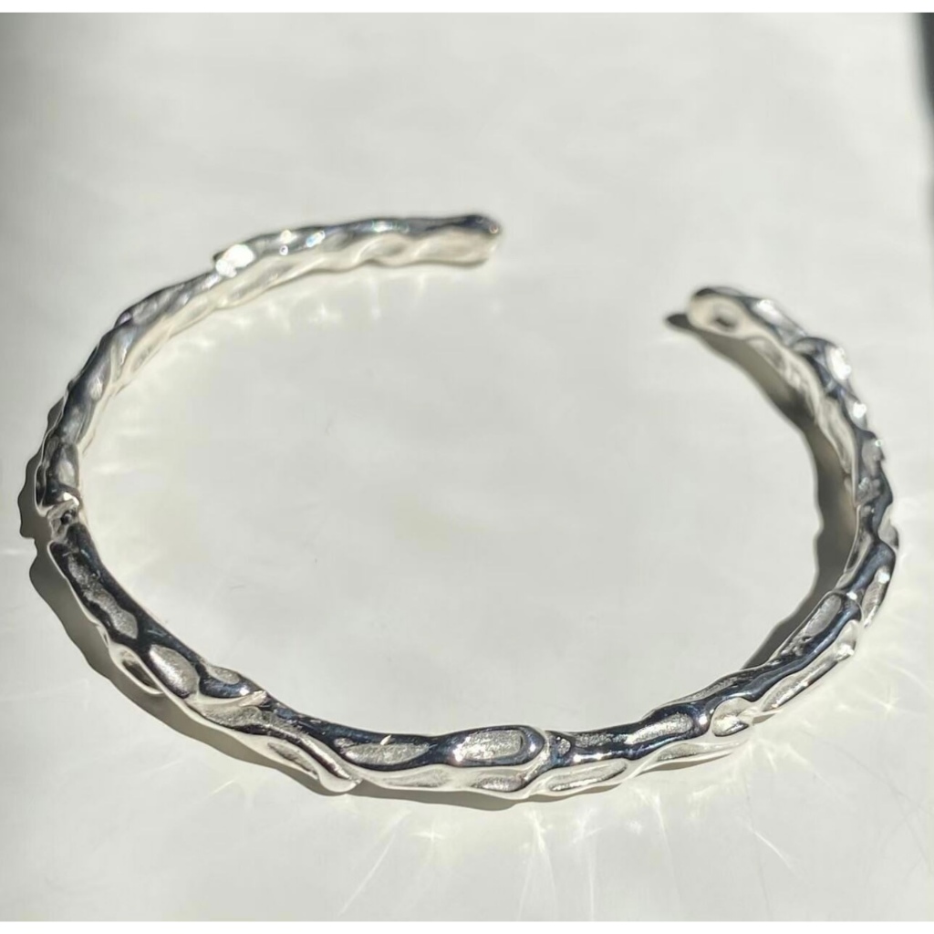 Devi Bangle กำไล​เงินแท้​ Handcrafted​ by minormood​ เงินแท้ 925