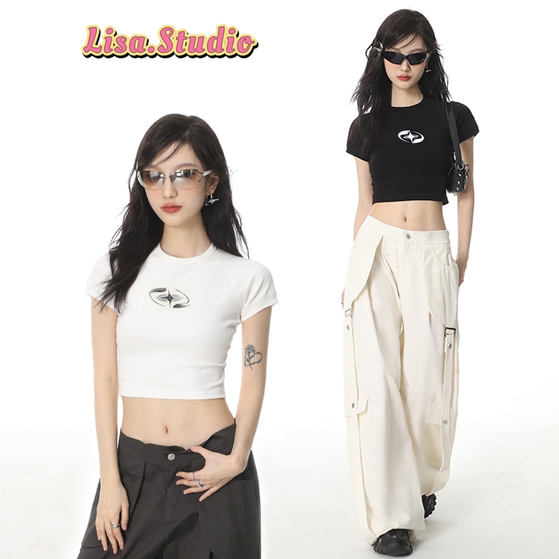Lisaพร้อมส่ง💞เสื้อครอป เสื้อรัดรูปเอวลอย เสื้อยืดแฟชั่นผู้หญิง croptopแขนสั้นคอกลม ดีไซน์เท่ๆY2Kสไตล์เกาหลี สาวอ้วนใส่ได