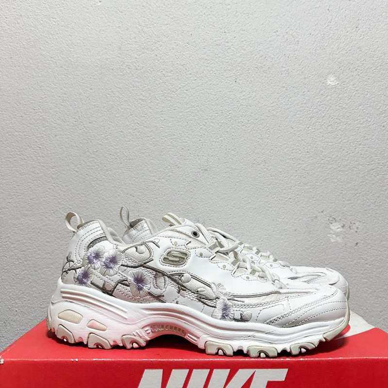 Skechers D’lite 38/25 มือสอง