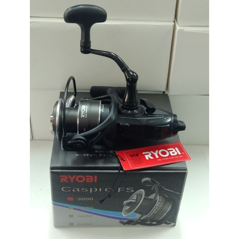 รอก RYOBI รุ่น CASPRO FS 3000 (เบทรันเนอร์)
