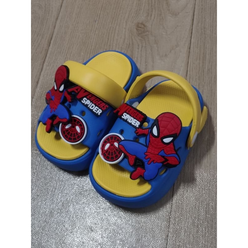 รองเท้าเด็ก รัดส้น ลายspiderman พื้นนิ่ม เบา ใส่สบาย