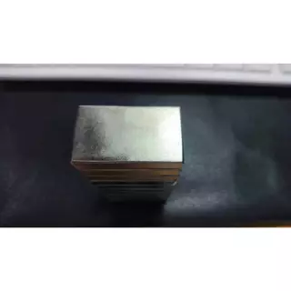 แม่เหล็กทรงสี่เหลี่ยม กว้างxยาวxสูง แม่เหล็กแรงสูง นีโอไดเมียม สี่เหลี่ยม Magnet Neodymium แม่เหล็ก