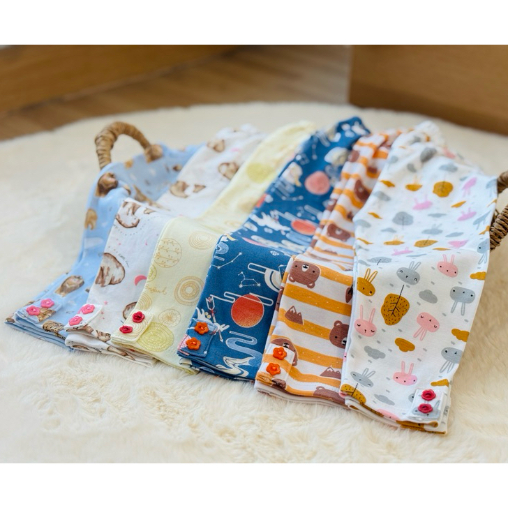 [RS-111] พร้อมส่ง  เลกกิ้งเด็ก ติดกระดุมดอกไม้คู่ที่ปลายขา กางเกงขายาวดีไซน์น่ารัก Size S-XL