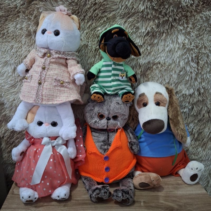 ตุ๊กตา budi basa basik & co แมวเทา Basik แมวขาว Li-li หมาดำ Vakson baby หมาสามสี Bartholomew พร้อมส่