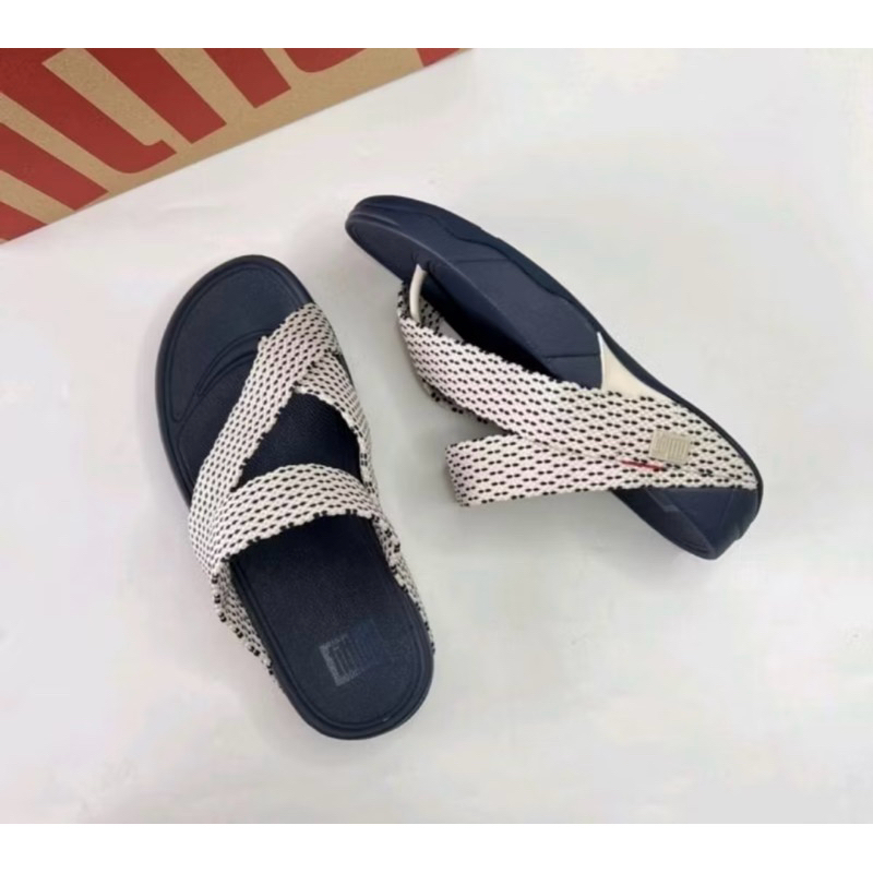 🔥รองเท้าเตะฟิบฟบ Fitflop{36-45}ใส่สบายงานสวยใส่สบาย ได้ทั้งผู้หญิงและผู้ชายมีของพร้อมส่ง🚚🚚