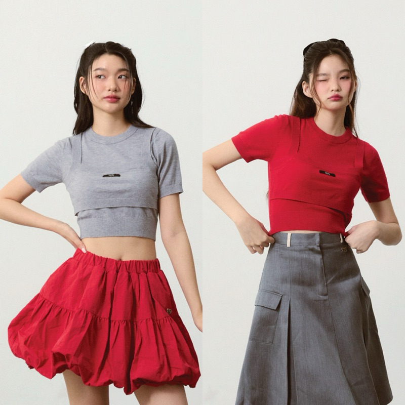 Layer Top นิตทอแขนสั้นเนื้อผ้านุ่ม มีดีเทลเล่นเลเยอร์