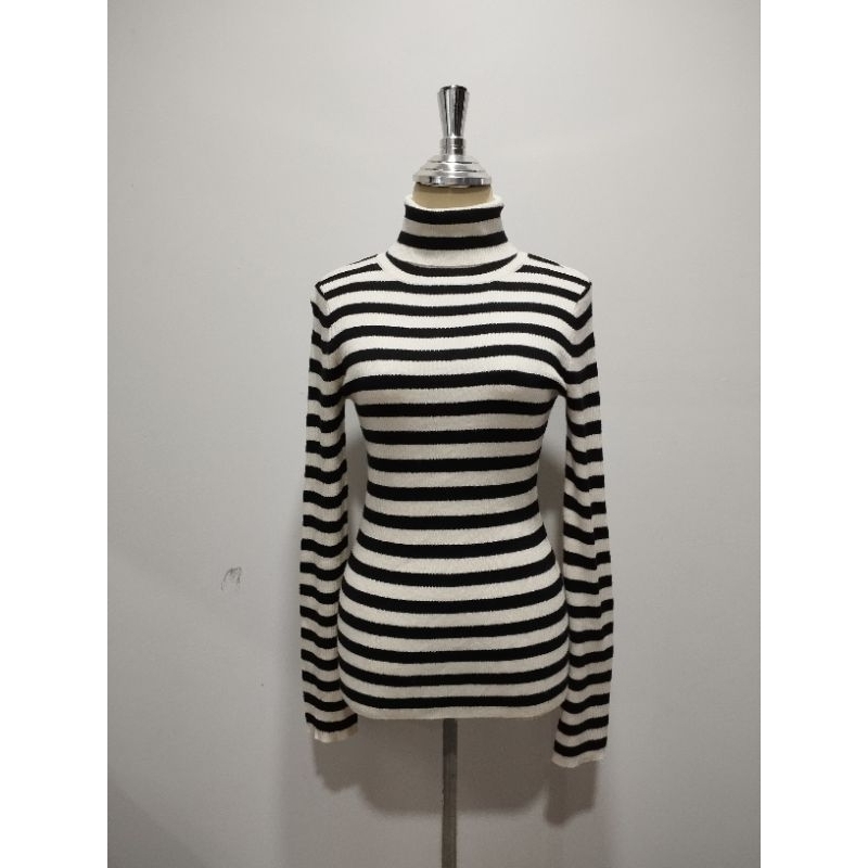 TU4 เสื้อคอเต่าผ้าวูลผสม comme ca ism