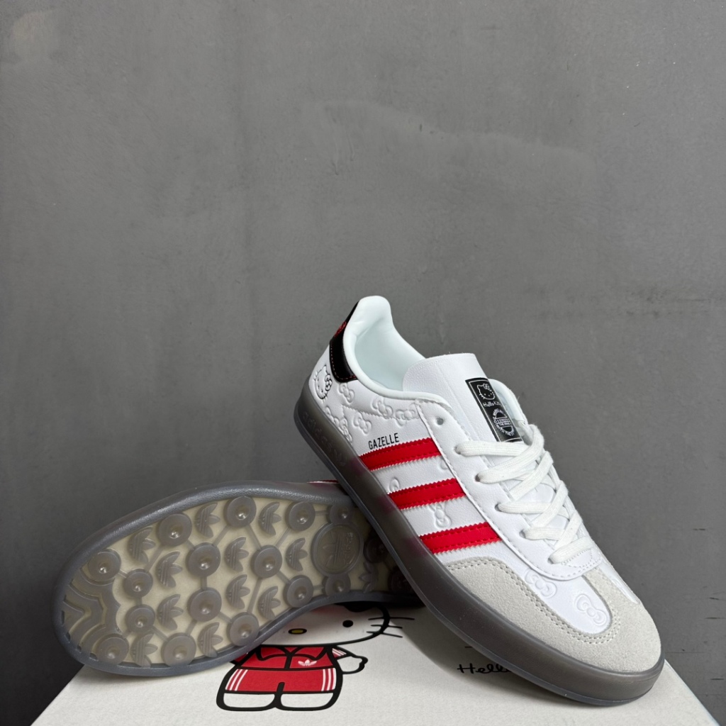 (ของแท้ 100%)  x Adidas Gazelle Indoor Trainers"Hello Kitty And Friends" รองเท้าผ้าใบลำลองและสบายสำหรับผู้ชายและผู้หญิง