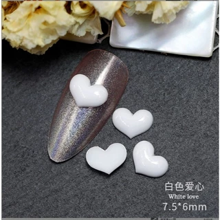 F3.หัวใจตกแต่งเล็บสีขาว🤍🤍🤍🤍🤍 หนึ่งถุงบรรจุ 30 ชิ้น หัวใจแต่งเล็บ