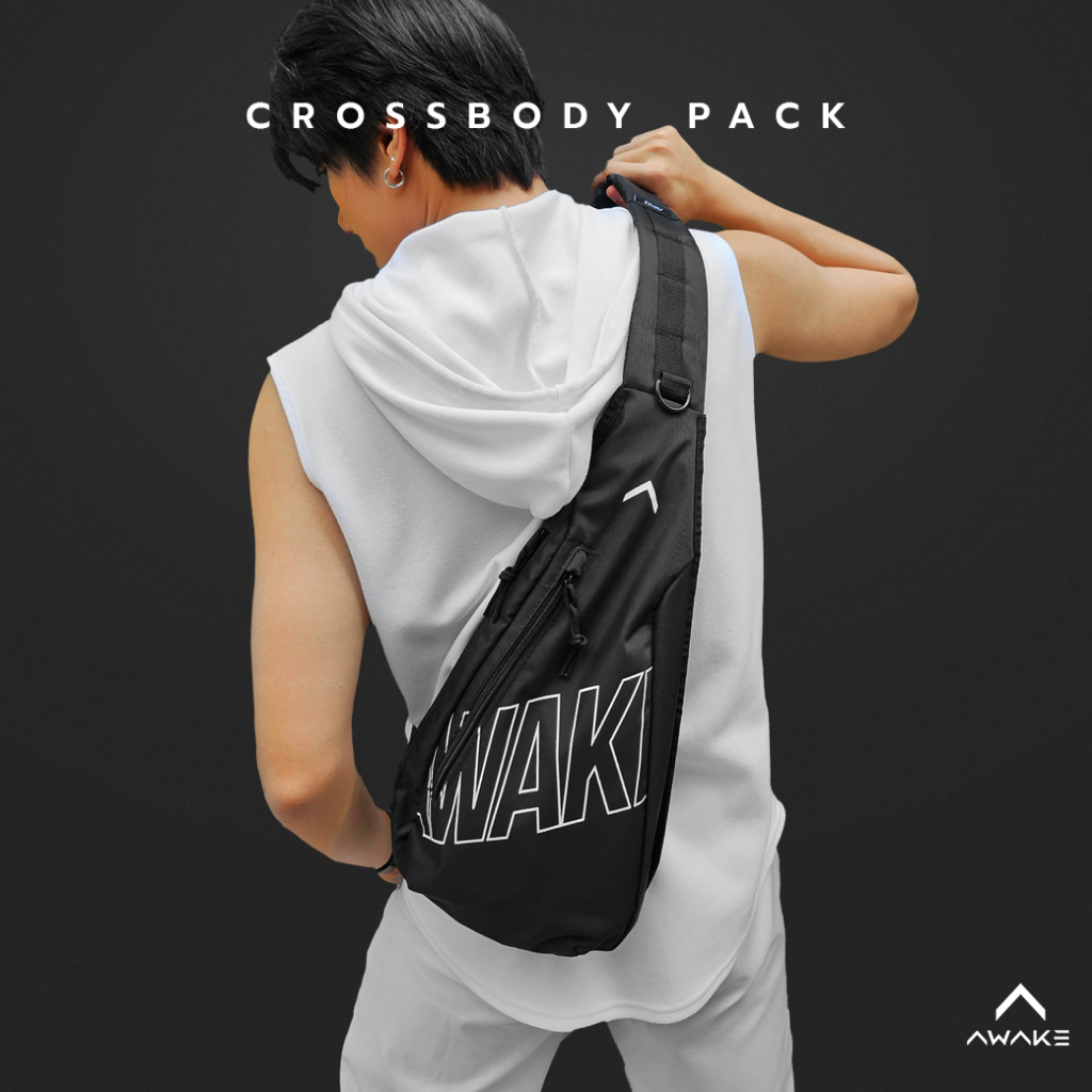 AWAKE กระเป๋าคาดอก CROSSBODY PACK