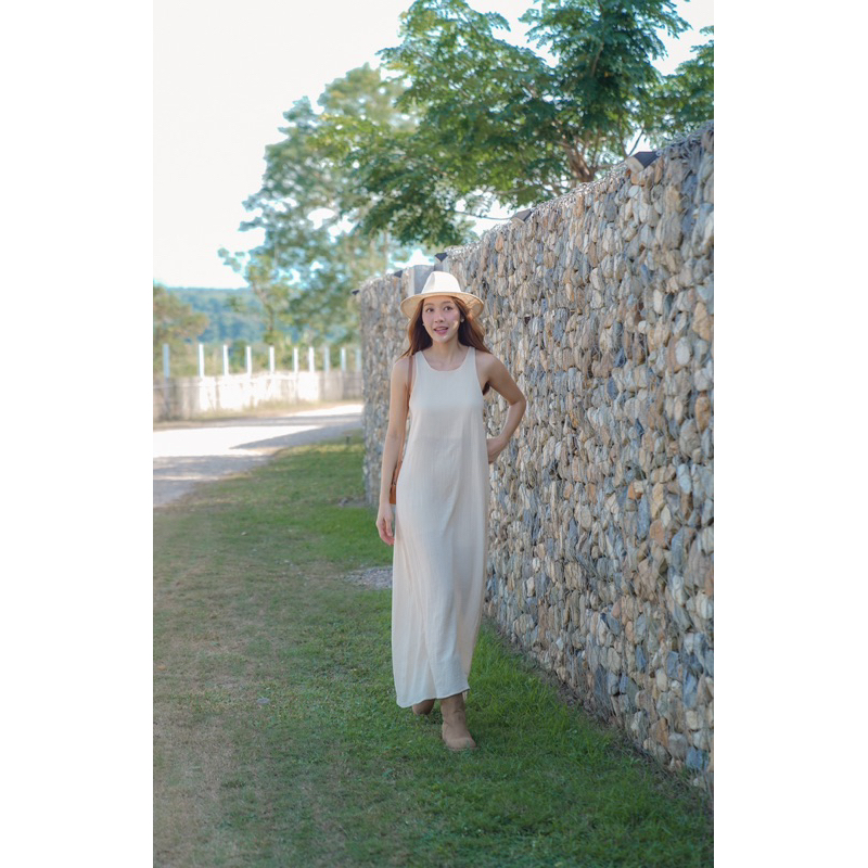 Leia dress เดรสยาวผ้าสาลู : everydaylookk store
