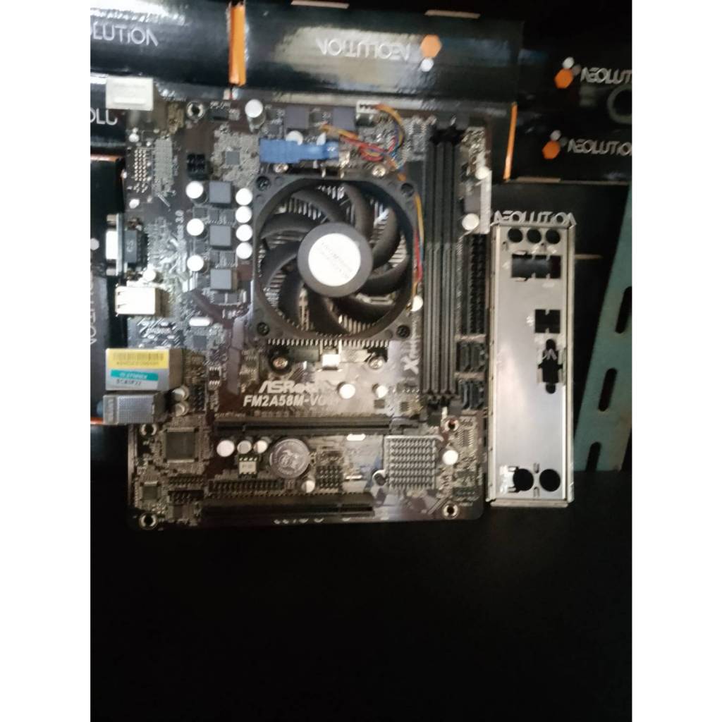 เมนบอร์ด พร้อม CPU A4- 6300 /FM2