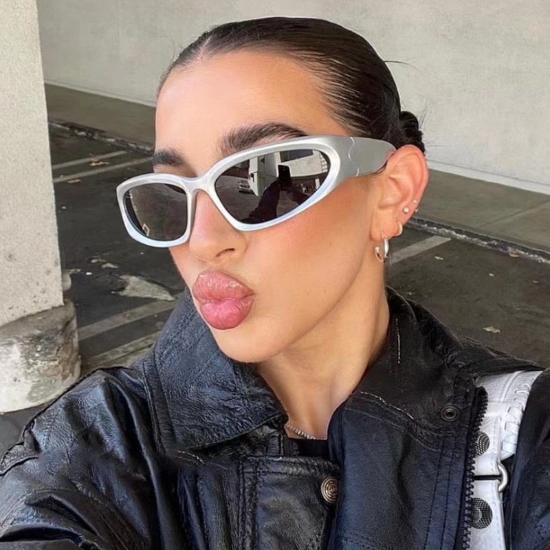 ในไทย💖แว่นตากันแดดY2Kตาแมวฮิปฮอปสไตล์พังค์UV400คุณภาพสูงเป็นที่นิยมสําหรับผู้หญิงและผู้ชายใหม่ - รูปที่ 3