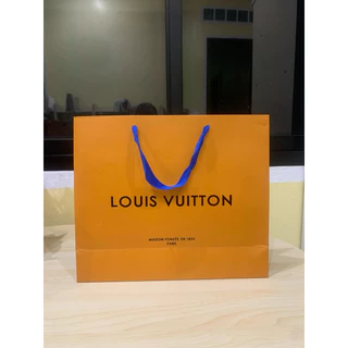 ถุงกระดาษแบรนด์LOUIS VUITTON ขนาดเล็ก/กลาง/ใหญ่ ถุงของขวัญ