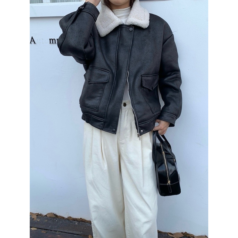gurls.girl | (พร้อมส่ง) fluffy leather jacket แจ็คเก็ตหนังบุขนกันหนาว ส่งจากไทย - รูปที่ 2