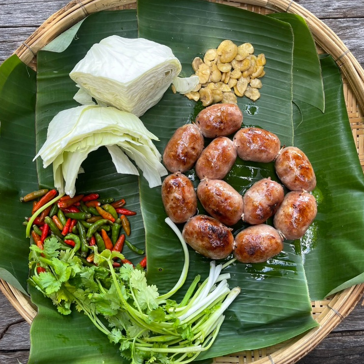 ไส้กรอกหมู แพ็คละ 500 กรัม (หมูล้วน มันน้อย ไม่ผสมข้าว ไม่ใส่วัตถุกันเสีย ไม่ใส่ดินประสิว)(หม่ำลำเพลินหนองนาแซง) - รูปที่ 3