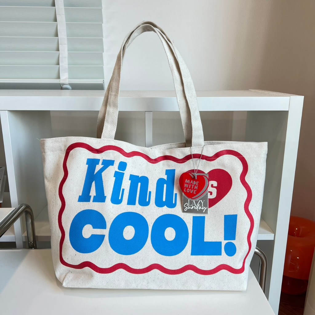 TOTE BAG ลายใหม่ แถมช่องเล็กใส่เหรียญในตัว Lazy sunday