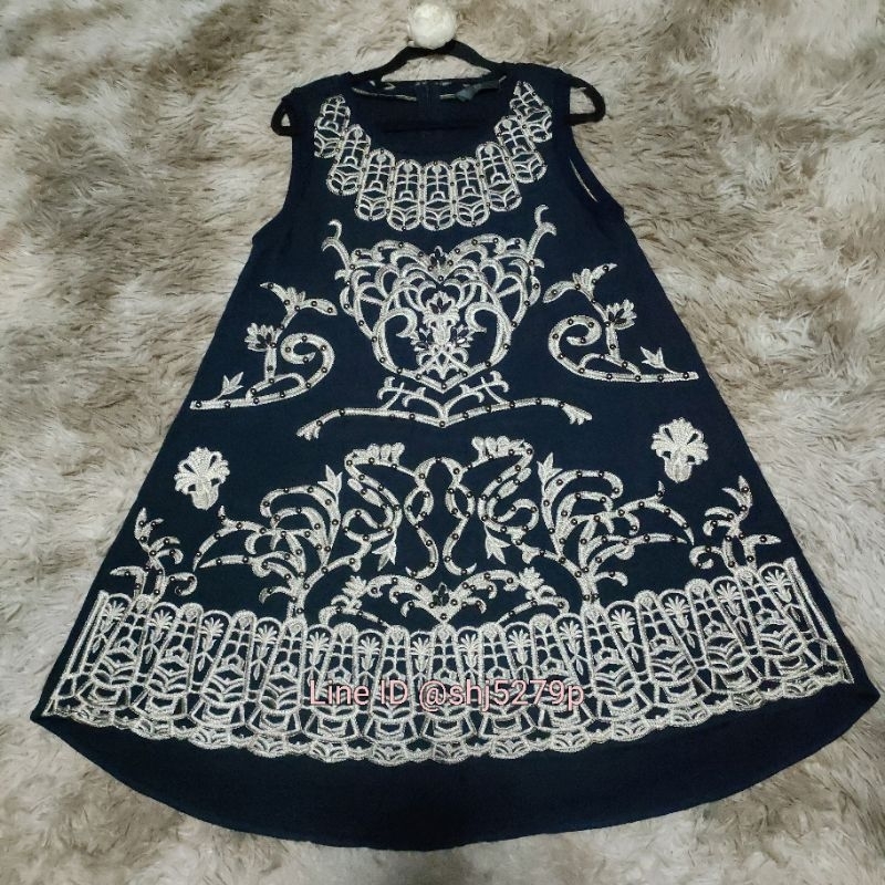 เดรส Alexander McQueen งานปัก ติดเพชร