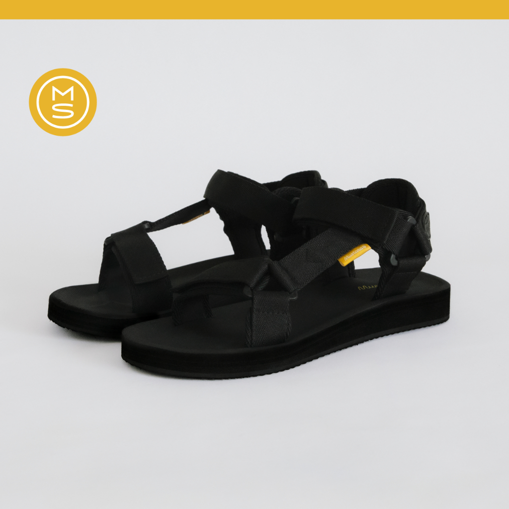 Geo Sandals - Black รองเท้าแตะรัดส้น