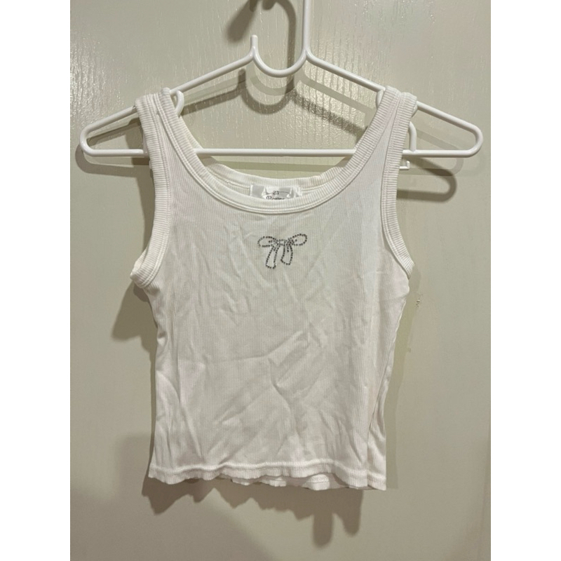 ส่งต่อเสื้อกล้าม 23begins